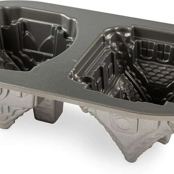 Nordic Ware Gingerbread House Duet Pan - Picture 2 of 4